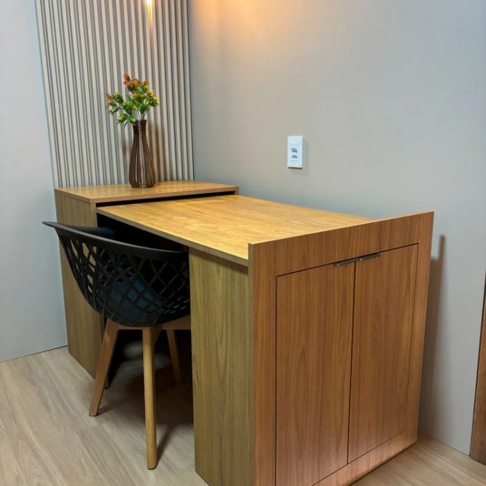 Mahagünee Extendable Study Table in Delhi